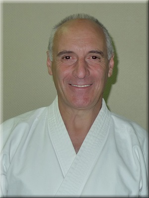 instructeur au dojo aikido takemusu béziers élève de Takéji Tomita sensei